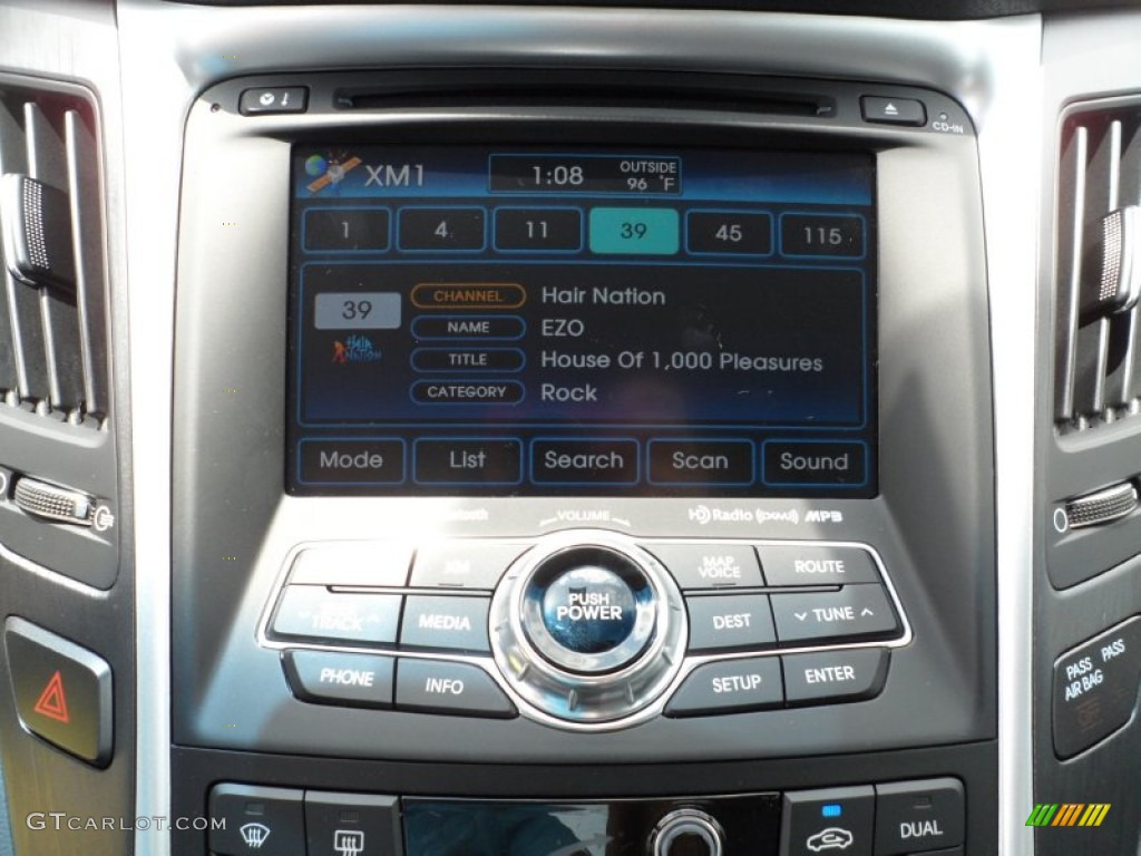 2012 Hyundai Sonata Limited 2.0T Controls Photo #51509440