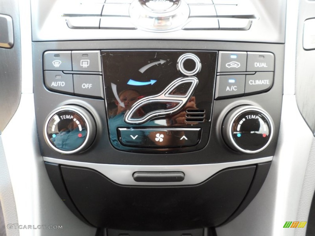 2012 Hyundai Sonata Limited 2.0T Controls Photo #51509455