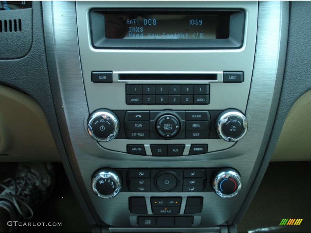 2012 Ford Fusion SE Controls Photo #51510451