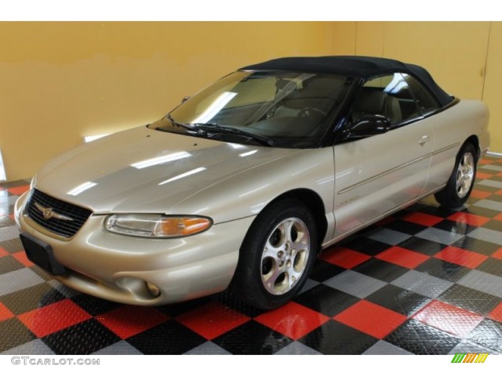 1999 Sebring JXi Convertible - Champagne Pearl / Camel Beige photo #1