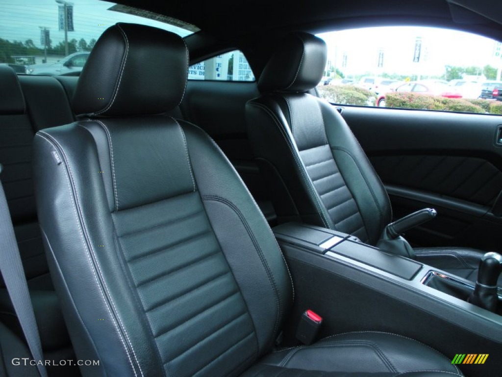 Charcoal Black Interior 2010 Ford Mustang GT Premium Coupe Photo #51511462
