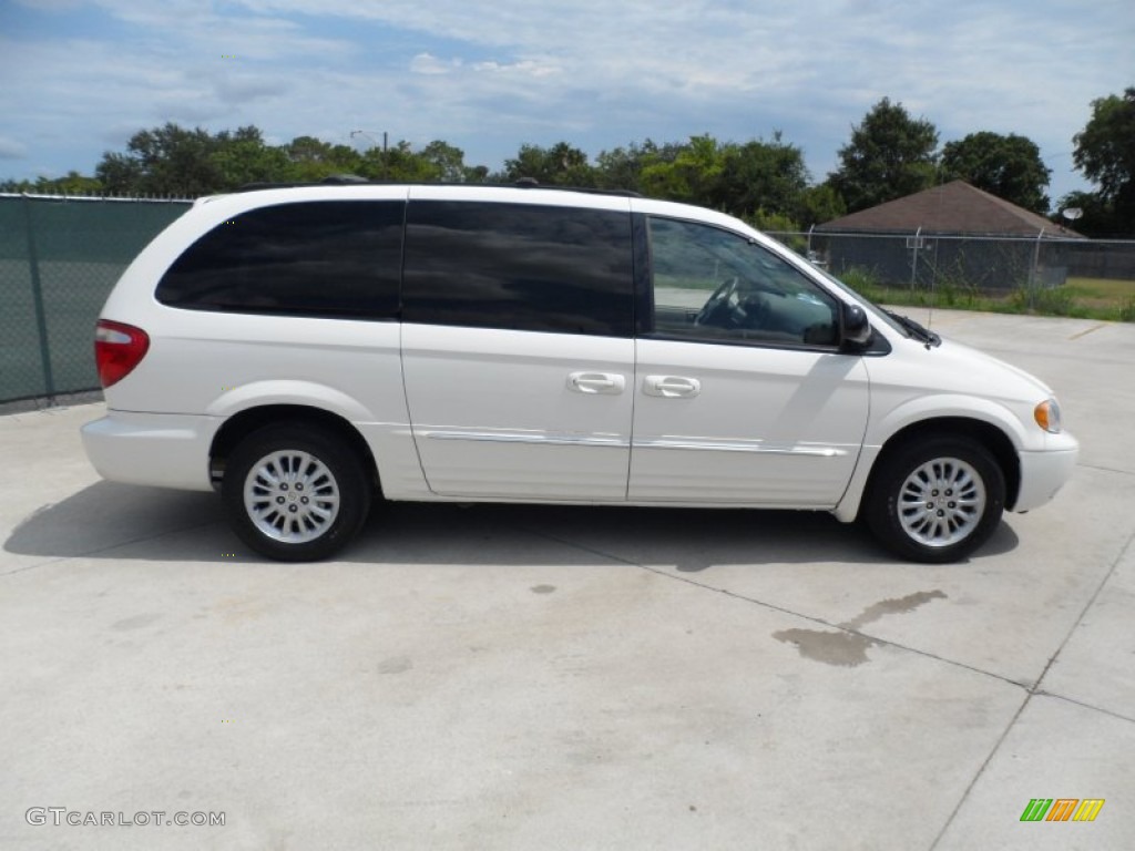 Stone White 2004 Chrysler Town & Country Touring Exterior Photo #51512404