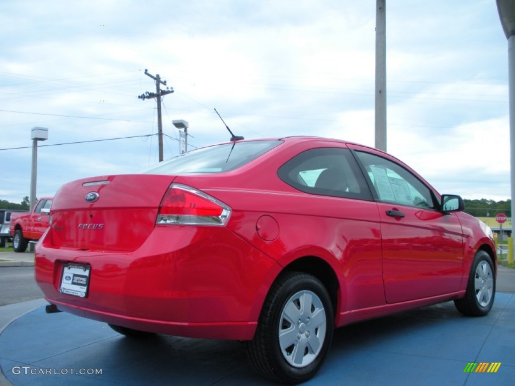 2008 Focus S Coupe - Vermillion Red / Medium Stone photo #5