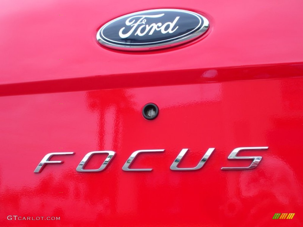 2008 Focus S Coupe - Vermillion Red / Medium Stone photo #9