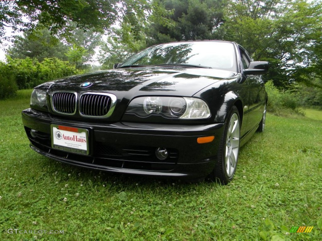 2003 3 Series 325i Coupe - Jet Black / Black photo #18