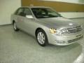 2001 Lunar Mist Metallic Toyota Avalon XLS  photo #4