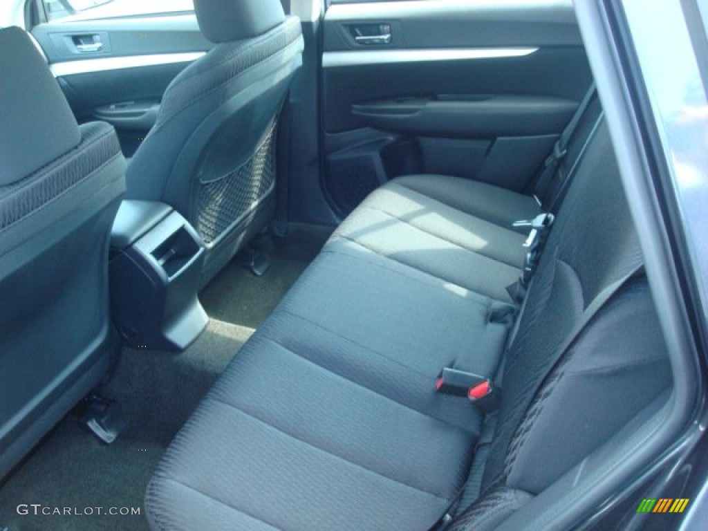 2011 Outback 2.5i Wagon - Graphite Gray Metallic / Off Black photo #3