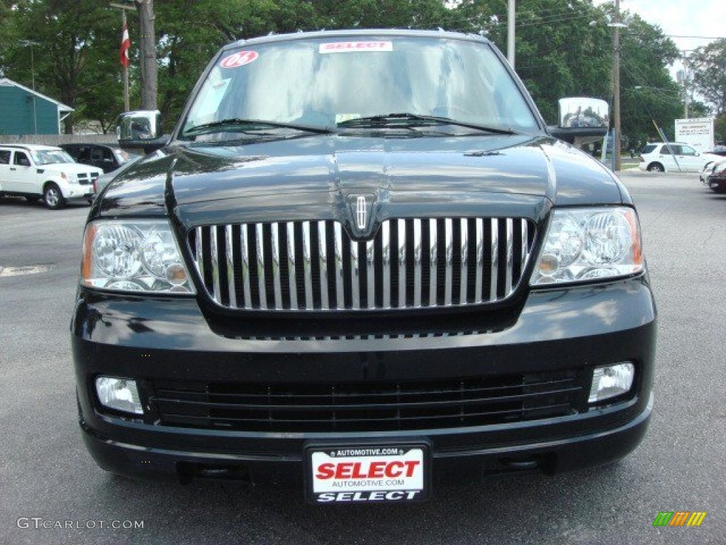 2006 Navigator Luxury - Black / Dove Grey photo #9