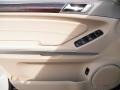 Black - GL 450 4Matic Photo No. 6