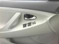 Super White - Camry  Photo No. 12