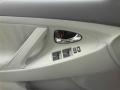 Super White - Camry LE Photo No. 12