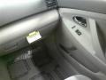 Super White - Camry LE Photo No. 11