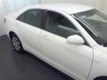 Super White - Camry LE Photo No. 21