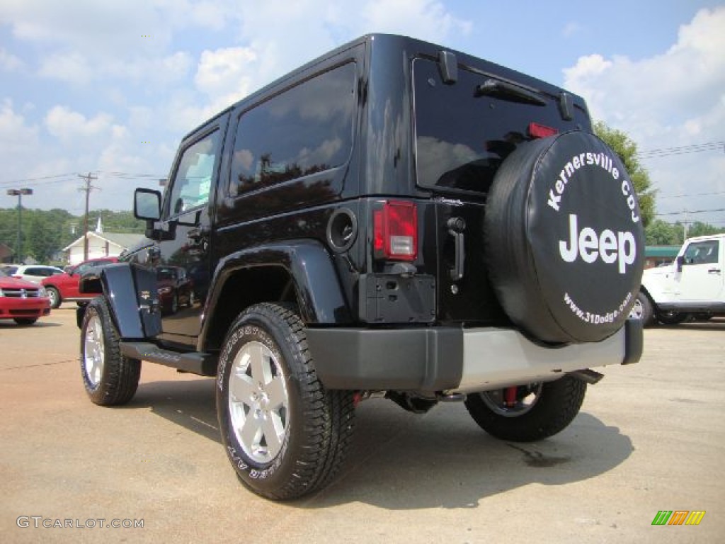 2011 Wrangler Sahara 4x4 - Black / Black/Dark Saddle photo #5