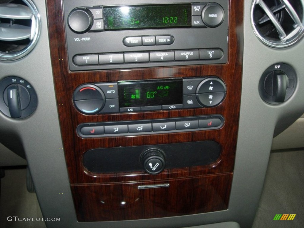 2006 F150 King Ranch SuperCrew 4x4 - Oxford White / Castano Brown Leather photo #32