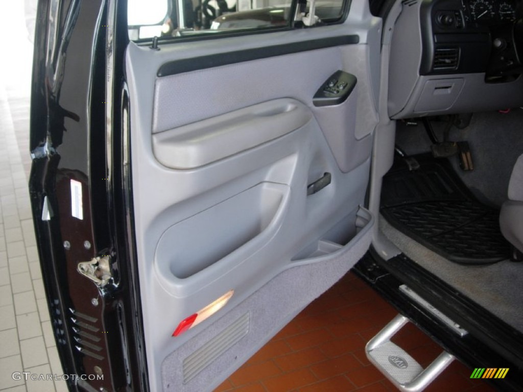 1997 F350 XLT Extended Cab Dually - Black / Opal Grey photo #27