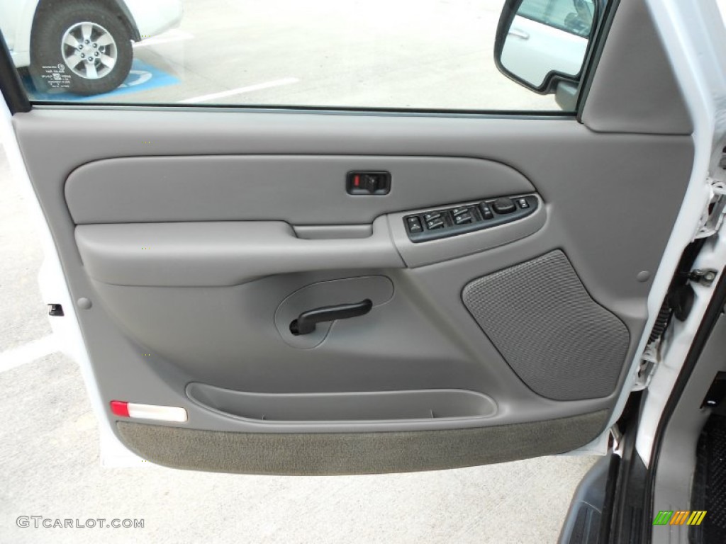 2005 Chevrolet Tahoe LS Gray/Dark Charcoal Door Panel Photo #51530989