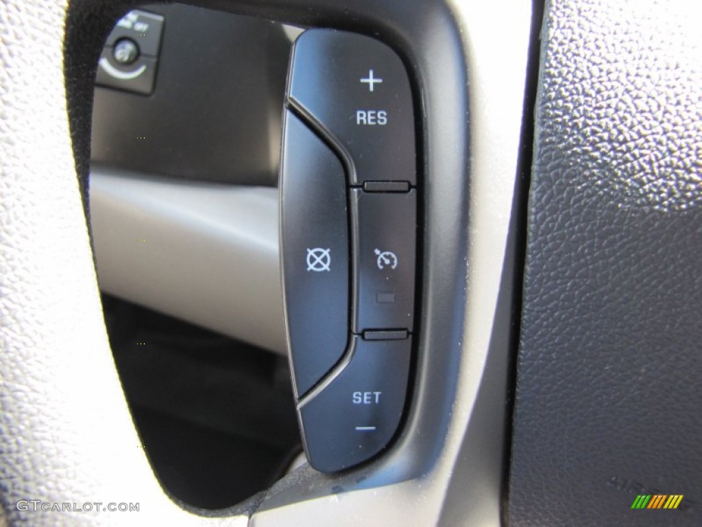 2010 Chevrolet Silverado 3500HD Work Truck Crew Cab 4x4 Controls Photo #51531391