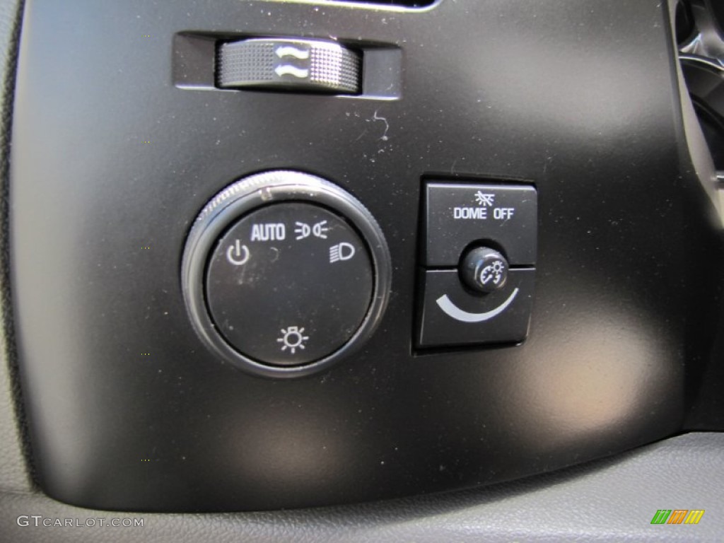 2010 Chevrolet Silverado 3500HD Work Truck Crew Cab 4x4 Controls Photo #51531397