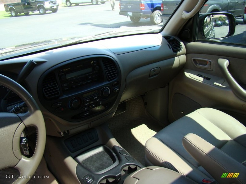 2007 Sequoia SR5 - Timberland Mica / Taupe photo #23