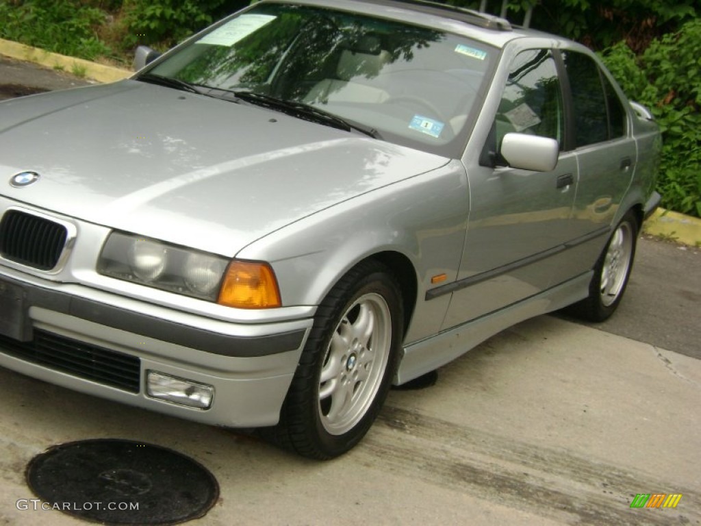 1997 3 Series 328i Sedan - Arctic Silver Metallic / Grey photo #32