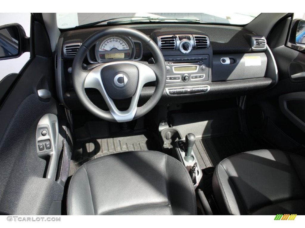 2009 Smart fortwo passion cabriolet Design Black Dashboard Photo #51543672
