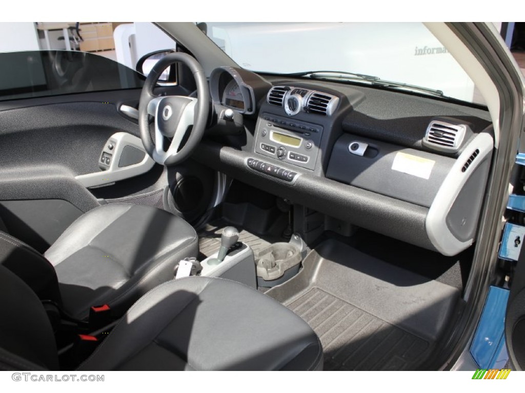 2009 Smart fortwo passion cabriolet Design Black Dashboard Photo #51543690