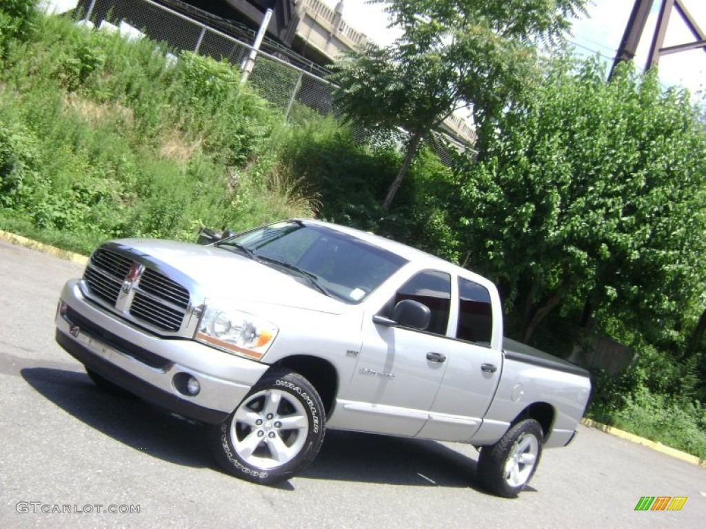 2006 Ram 1500 ST Quad Cab 4x4 - Bright Silver Metallic / Medium Slate Gray photo #33