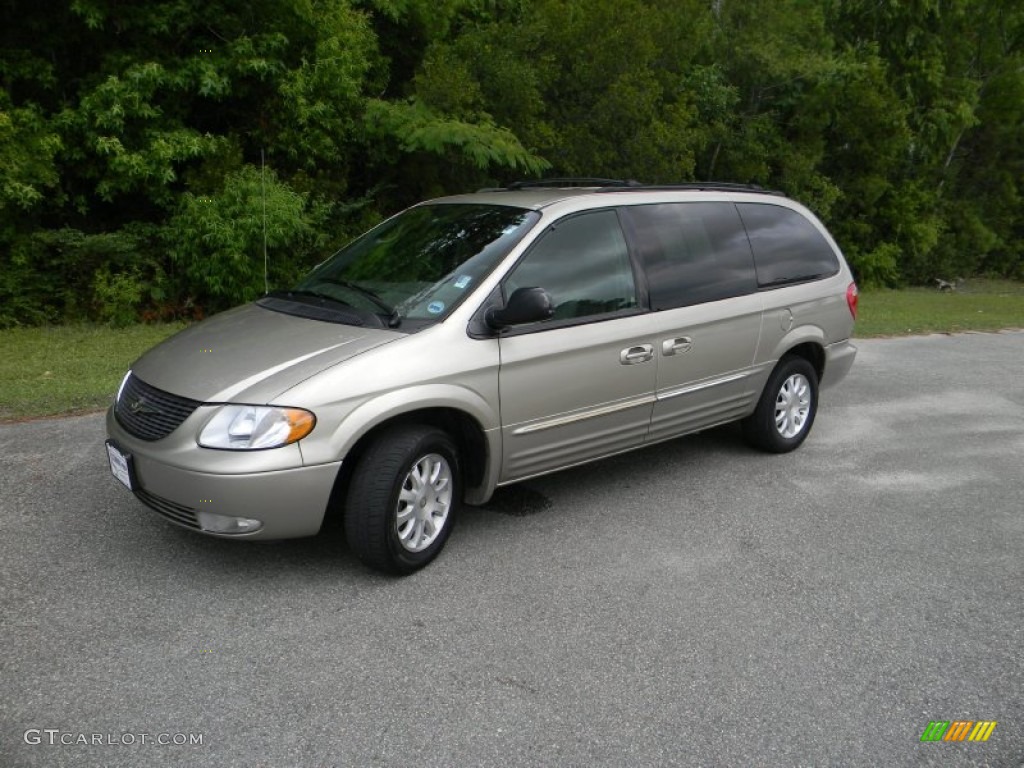 Light Almond Pearl Chrysler Town & Country