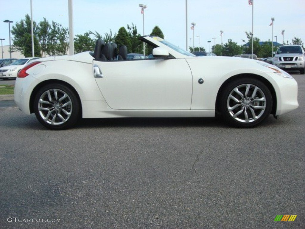 2010 370Z Touring Roadster - Pearl White / Gray Leather photo #3