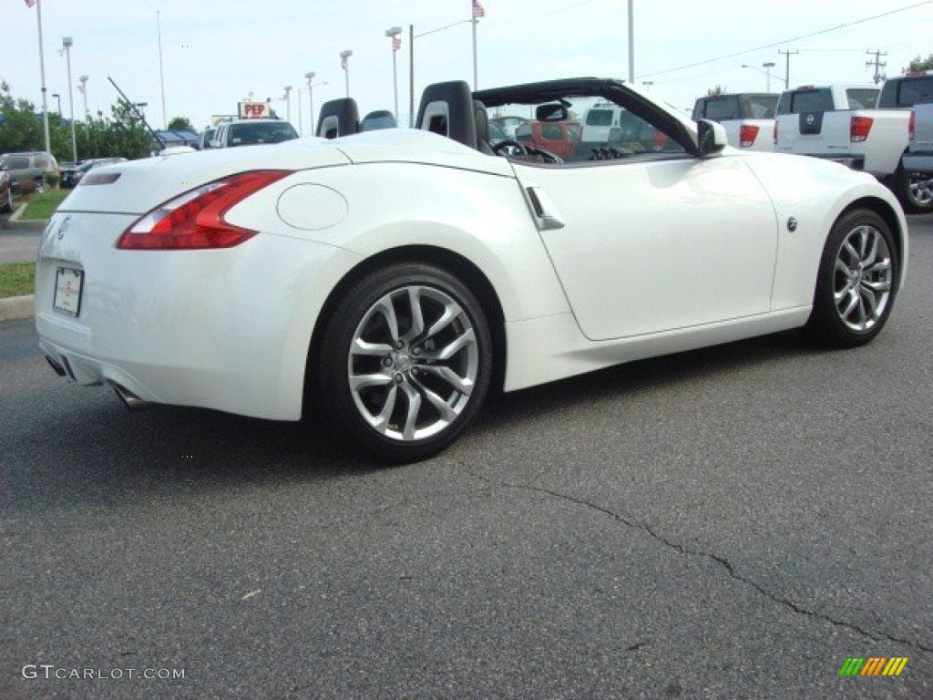 2010 370Z Touring Roadster - Pearl White / Gray Leather photo #4