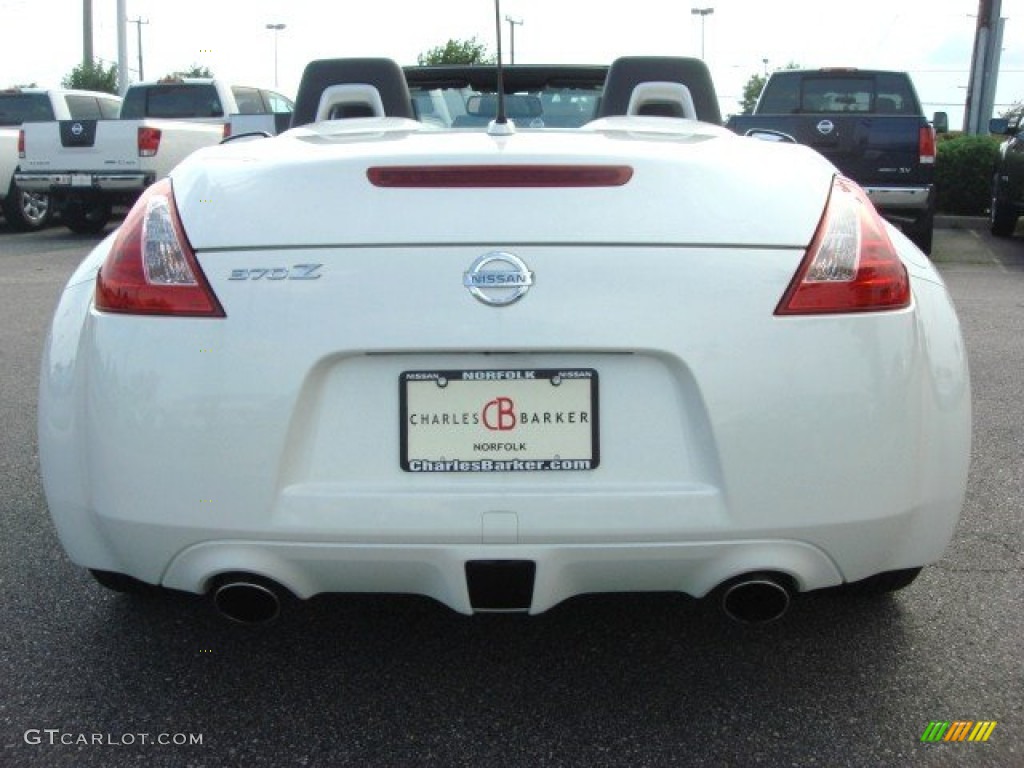 2010 370Z Touring Roadster - Pearl White / Gray Leather photo #5