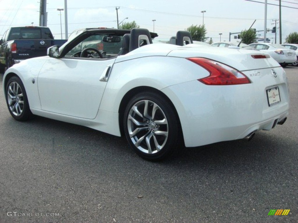 2010 370Z Touring Roadster - Pearl White / Gray Leather photo #6
