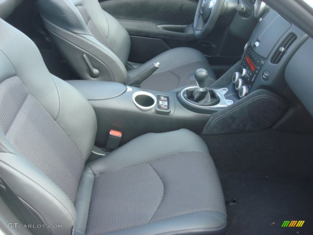 Gray Leather Interior 2010 Nissan 370Z Touring Roadster Photo #51548916