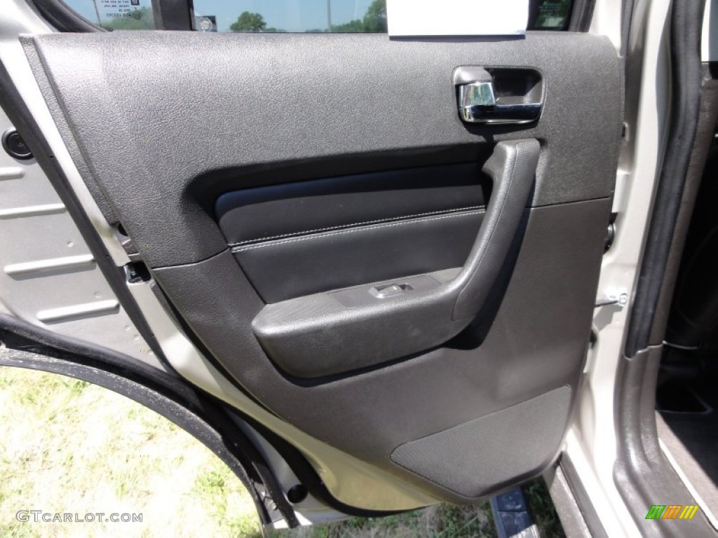 2008 Hummer H3 Standard H3 Model Ebony Black/Pewter Door Panel Photo #51550077
