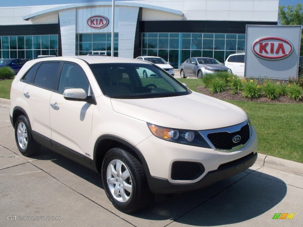 2011 Sorento LX AWD - White Sand Beige / Beige photo #1