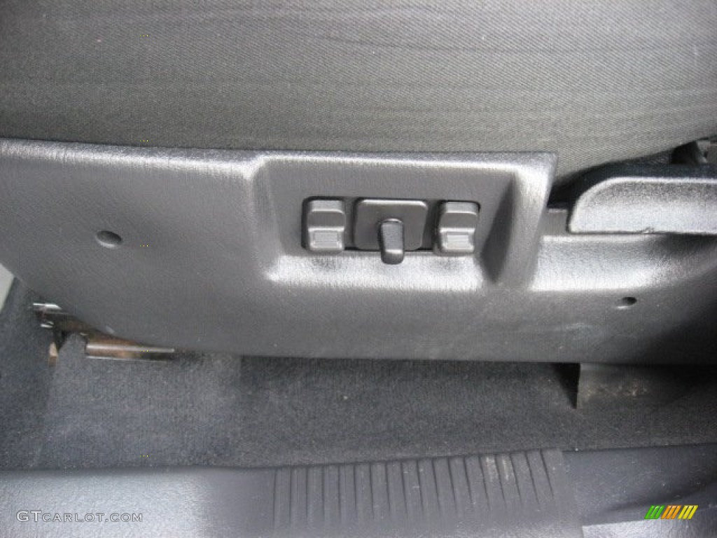 2004 Grand Cherokee Laredo 4x4 - Inferno Red Pearl / Dark Slate Gray photo #27