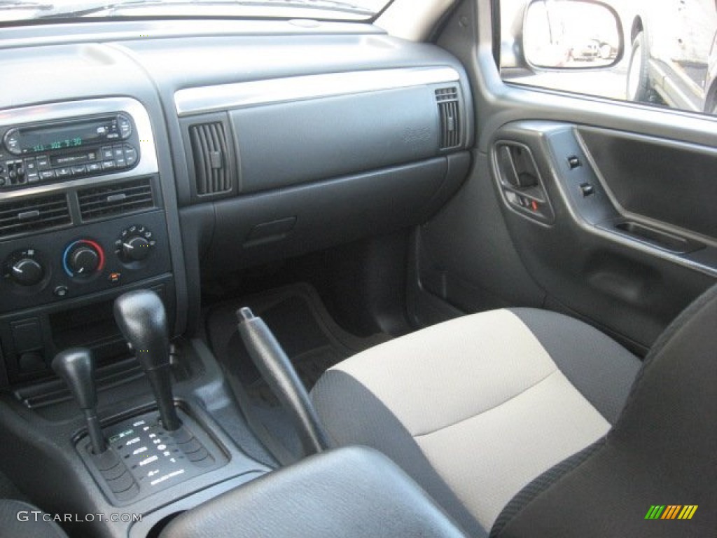 2004 Grand Cherokee Laredo 4x4 - Inferno Red Pearl / Dark Slate Gray photo #41