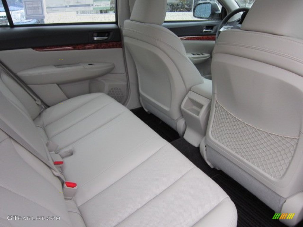 Warm Ivory Interior 2011 Subaru Legacy 2.5i Limited Photo #51552108