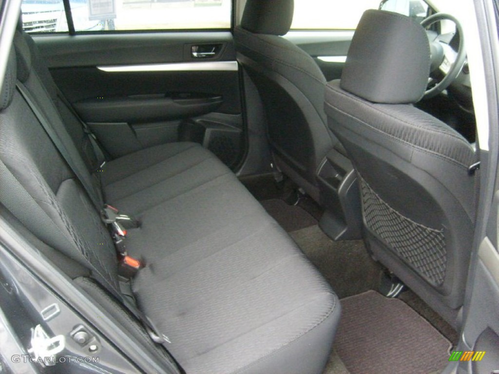 2011 Outback 2.5i Premium Wagon - Graphite Gray Metallic / Off Black photo #6
