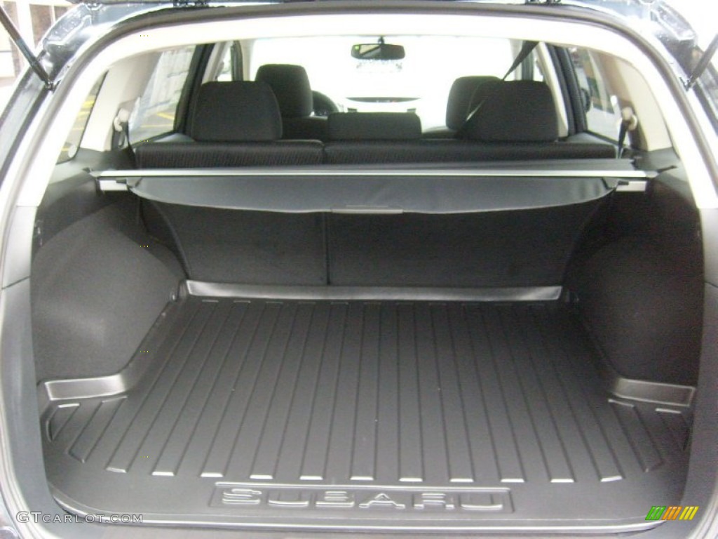 2011 Outback 2.5i Premium Wagon - Graphite Gray Metallic / Off Black photo #17