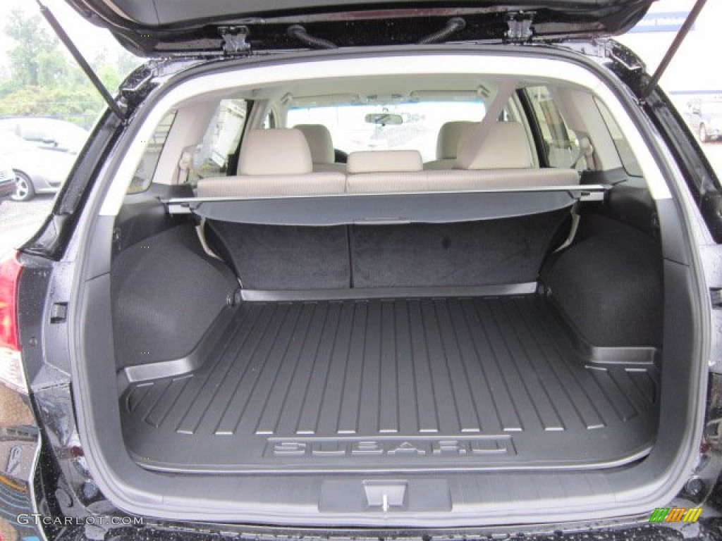 2011 Outback 2.5i Premium Wagon - Crystal Black Silica / Warm Ivory photo #5