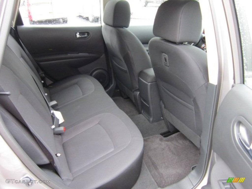 2011 Rogue S AWD - Platinum Graphite / Black photo #16