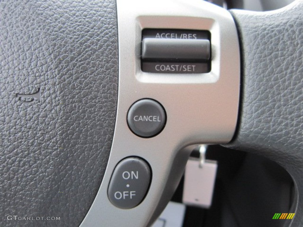 2011 Rogue S AWD - Platinum Graphite / Black photo #18