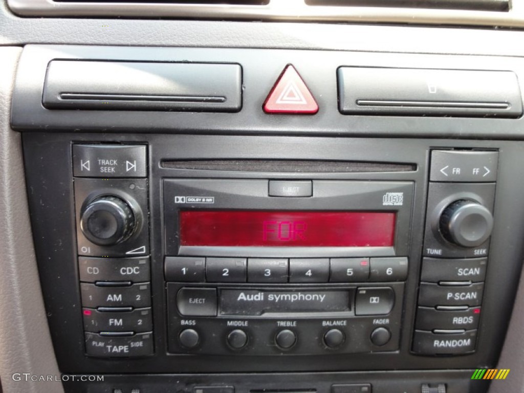 2001 Audi A6 2.8 quattro Sedan Controls Photo #51555747