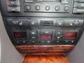 2001 Audi A6 2.8 quattro Sedan Controls