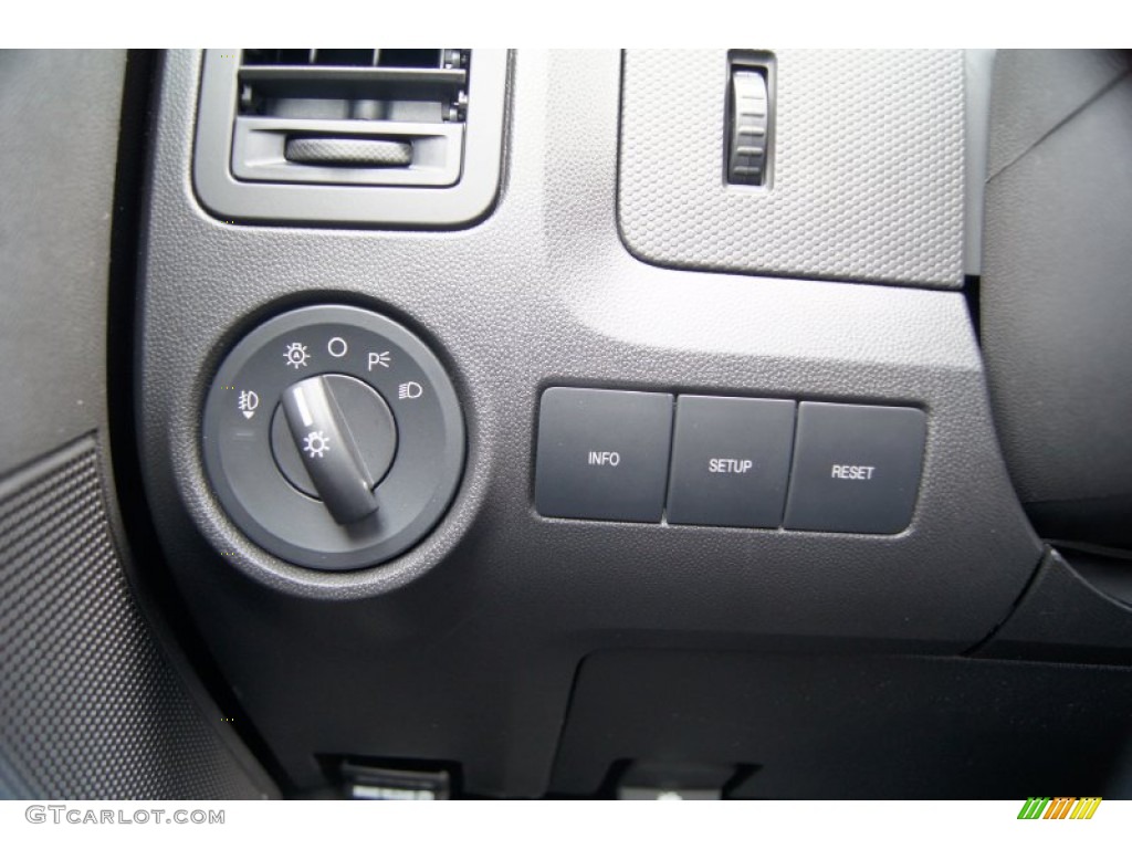 2012 Ford Escape XLT Controls Photo #51556044