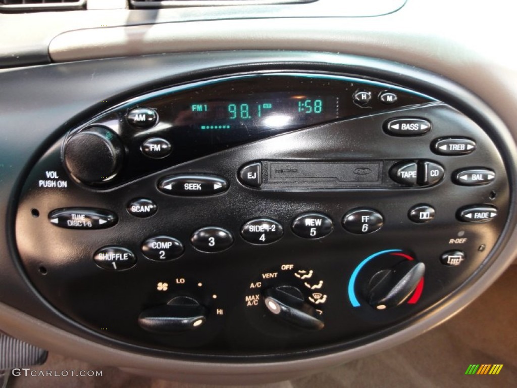 1999 Ford Taurus SE Wagon Controls Photo #51556506