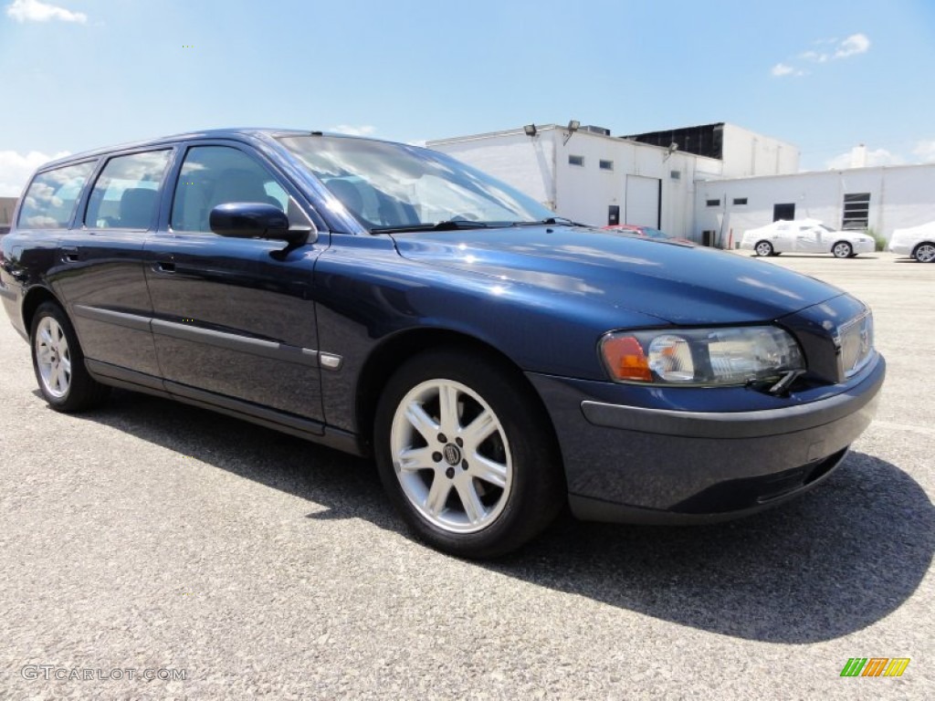2004 V70 2.5T - Nautic Blue Metallic / Beige/Light Sand photo #5