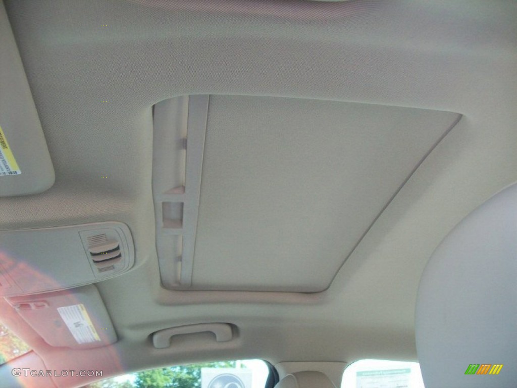 2011 Buick Regal CXL Sunroof Photo #51556719